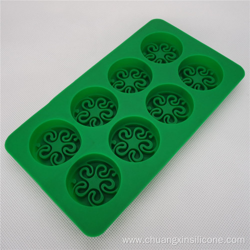 8-Cup Silicone Kitchenware Ice Tray Swirl Shape